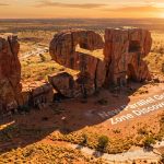 Lodestar Minerals Ltd-LSR-New Parallel Gold Zone discovered in desert rocks