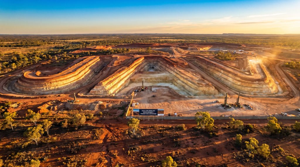 Javelin Minerals Ltd-JAV-Please provide the primary keyword.